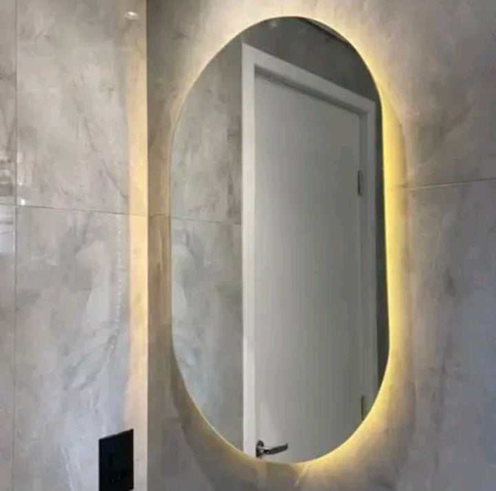 Espelho Oval Grande De Vidro 80×50 Com Led Quente Frio Para Banheiro Quarto Sala.